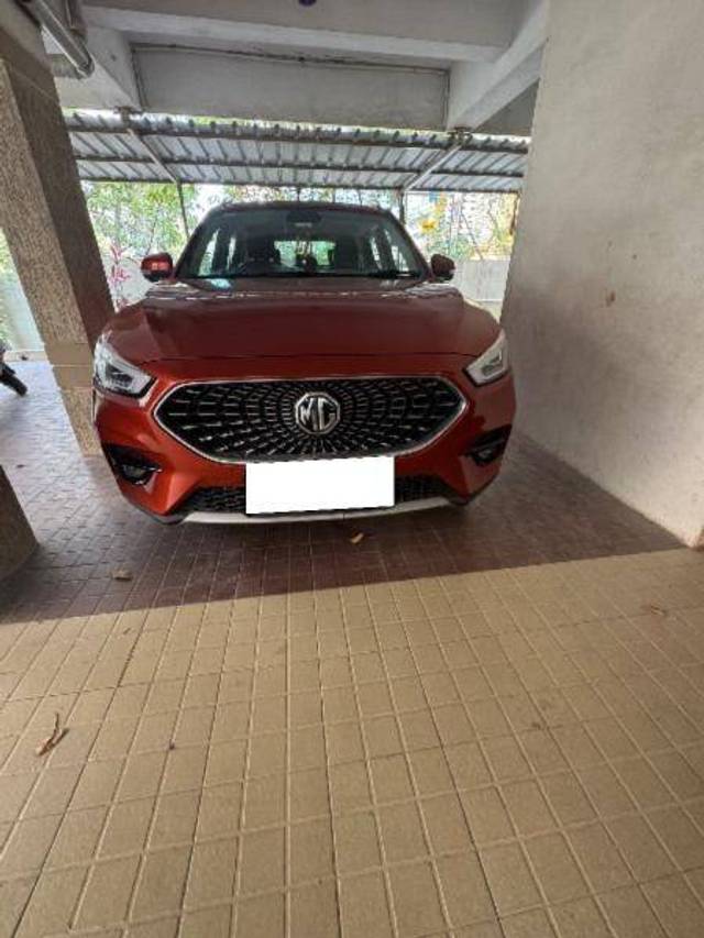 https://images10.gaadi.com/usedcar_image/4416105/original/dabd2003e60b63312f93b13ee0dd6074.jpeg?imwidth=6400