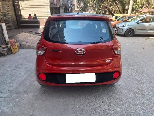 https://images10.gaadi.com/usedcar_image/4416297/original/processed_1237ef4e33777ca396896f589ccb3909.jpg?imwidth=6402