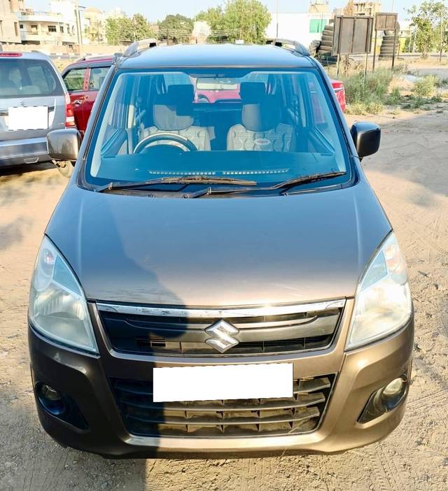 https://images10.gaadi.com/usedcar_image/4416435/original/processed_7016dccc-4958-4468-9d60-390abc4ae434.jpg?imwidth=6400