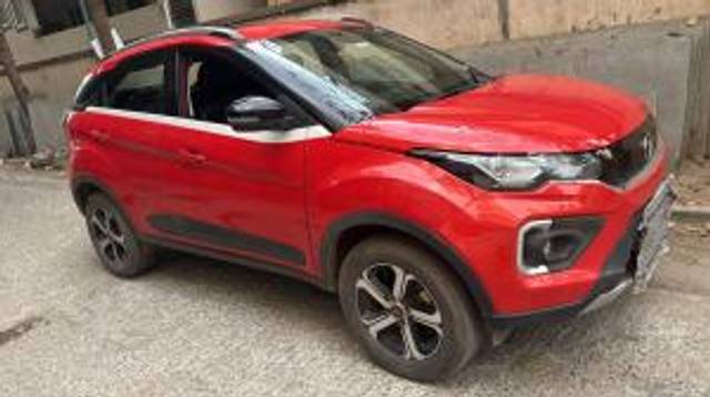 https://images10.gaadi.com/usedcar_image/4416614/original/2f3bc62576cc117c4e1a03df0b3a8553.jpg?imwidth=6400