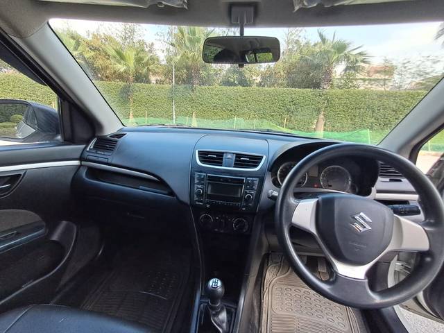 https://images10.gaadi.com/usedcar_image/4416640/original/ebcd9e72b340905c01324d42ad78dcc2.jpg?imwidth=6402