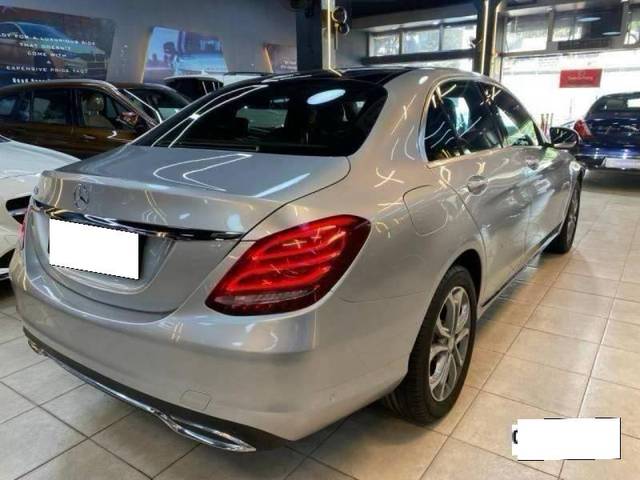 https://images10.gaadi.com/usedcar_image/4416776/original/processed_58508ada72b56b9c7b773d98a73f89f0.jpg?imwidth=6402