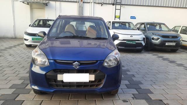 https://images10.gaadi.com/usedcar_image/4416907/original/processed_ca80951ea25791cd0b355c4fb32a7812.jpg?imwidth=6400