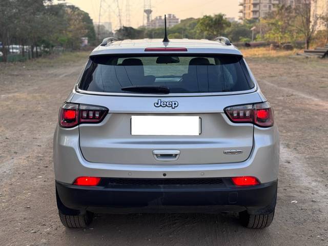 https://images10.gaadi.com/usedcar_image/4416969/original/processed_7b357d0058559a1aa72ede3e3f98ca7d.jpg?imwidth=6402