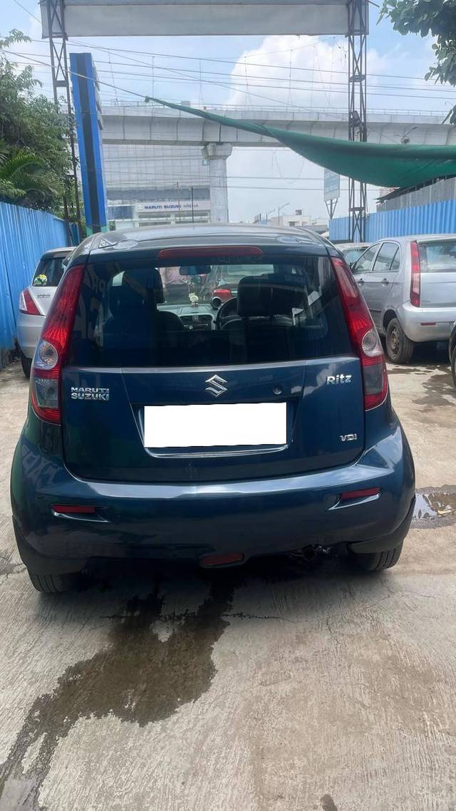 https://images10.gaadi.com/usedcar_image/4416985/original/processed_d0569e195f2602fe76344f2a24f9d88e.jpg?imwidth=6401