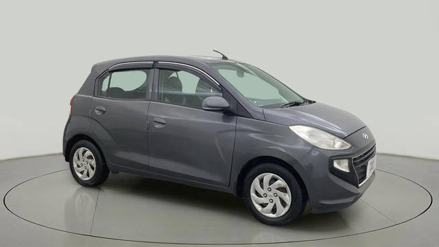 https://images10.gaadi.com/usedcar_image/4417032/original/c332bdcf601576cdc45c768ce3d2f676.jpg?imwidth=6400