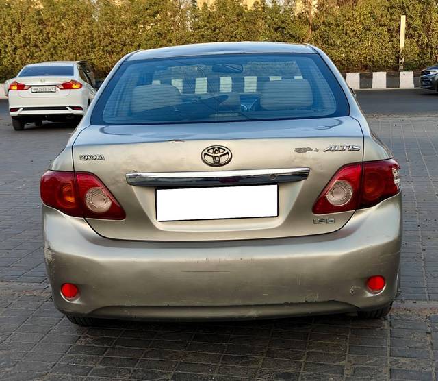 https://images10.gaadi.com/usedcar_image/4417062/original/processed_2f285ca2c6f0375d5e5401e98f8b09aa.jpg?imwidth=6402