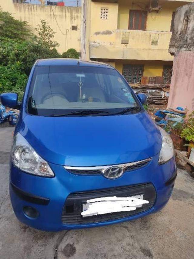 https://images10.gaadi.com/usedcar_image/4417129/original/processed_0ac49fcd-8bf6-48c2-a2f3-0749eca2cca8.jpg?imwidth=6400