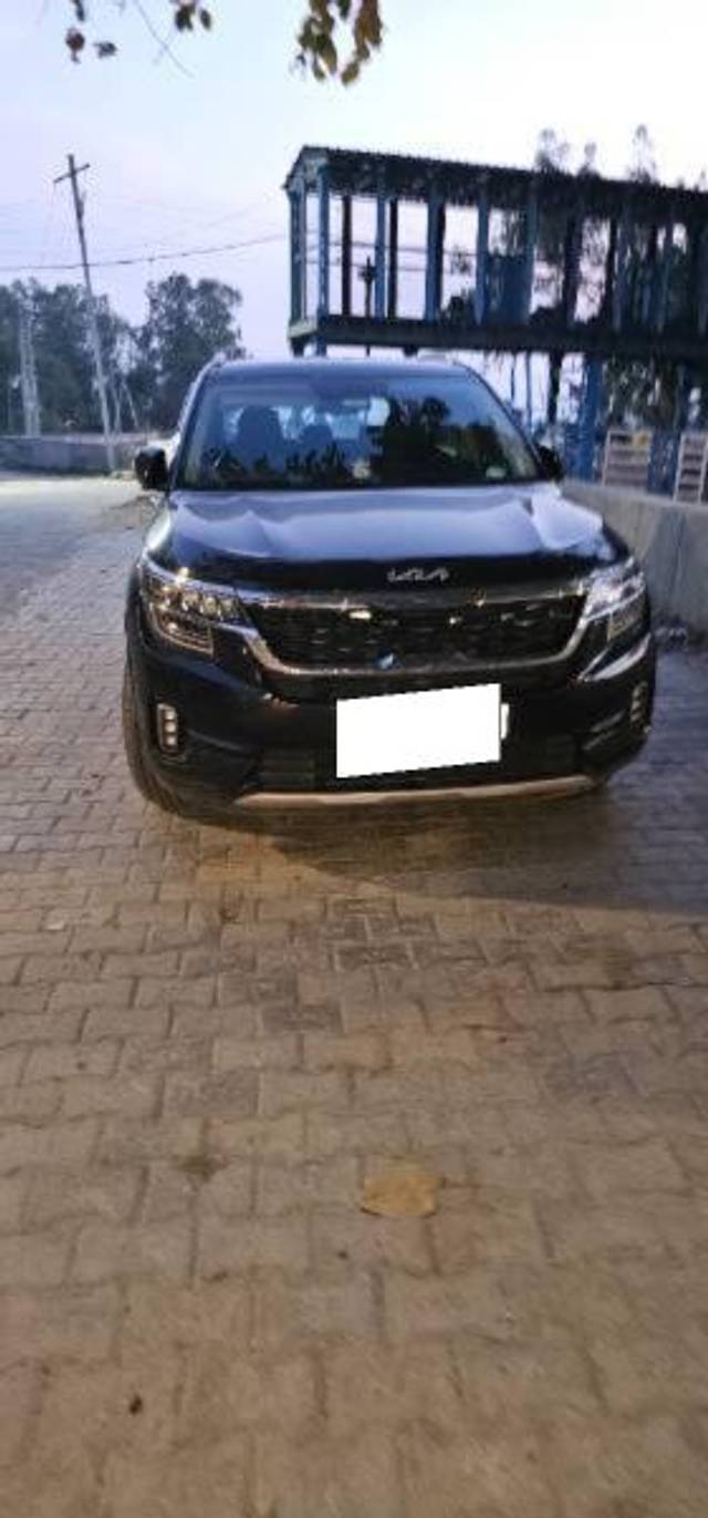 https://images10.gaadi.com/usedcar_image/4417254/original/processed_9c39b6da-ed7b-489f-84b4-0709d6b0f0eb.jpg?imwidth=6400