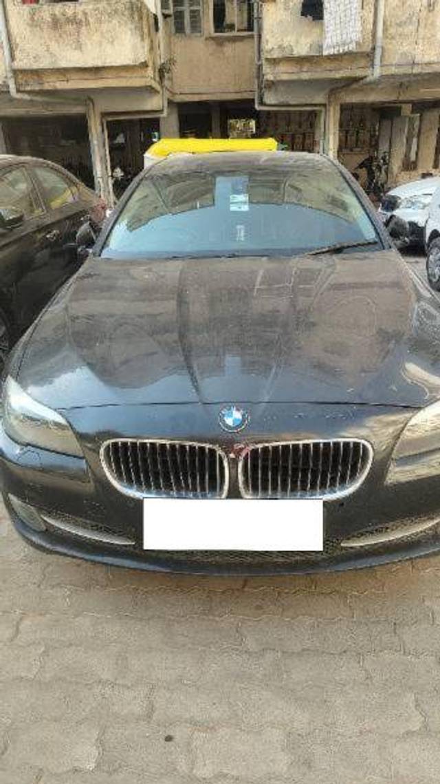 https://images10.gaadi.com/usedcar_image/4417417/original/1d67fa3930f9c4c2357fce13dd0ecbea.jpeg?imwidth=6401