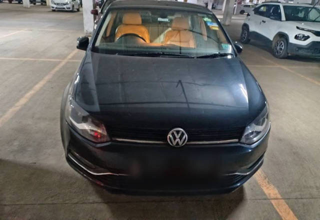 https://images10.gaadi.com/usedcar_image/4417433/original/651464b813eb093e22fca5fea348678d.jpg?imwidth=6401