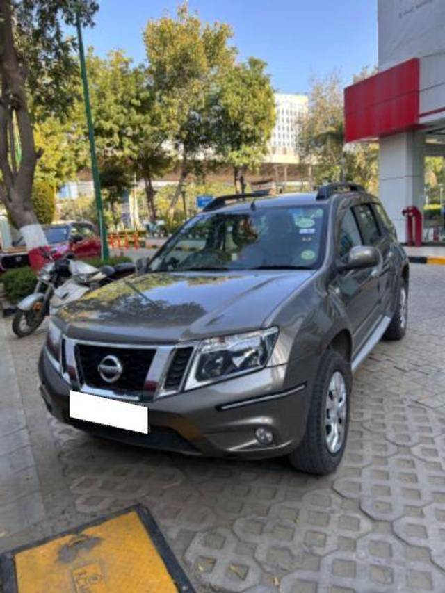 https://images10.gaadi.com/usedcar_image/4417579/original/33bc0c4f2ca9bec3eea06b3eb29b18a1.jpeg?imwidth=6400