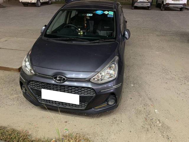 https://images10.gaadi.com/usedcar_image/4417580/original/70092dc7755f4b41e6ca8f8868ac188a.jpg?imwidth=6400