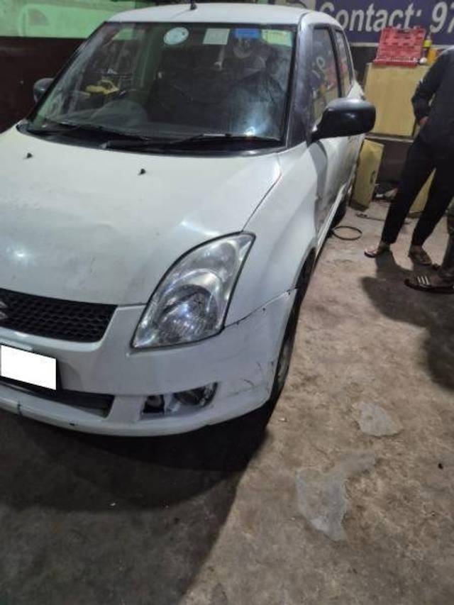 https://images10.gaadi.com/usedcar_image/4417652/original/bf4e4826503ffa6e23a9bcc9418b6740.jpeg?imwidth=6401