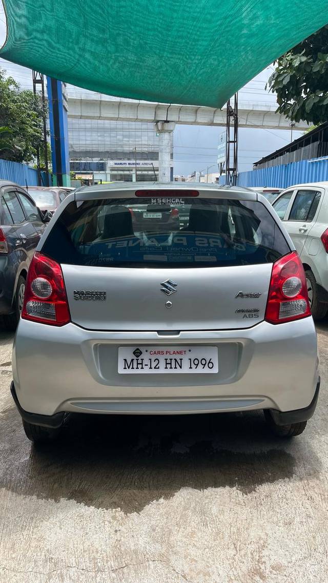 https://images10.gaadi.com/usedcar_image/4417697/original/34c736d965e971bf538c46e08df962fb.jpg?imwidth=6401