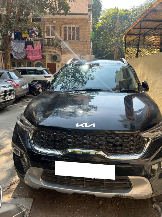 https://images10.gaadi.com/usedcar_image/4417705/original/58ece852706ce06cf13633983d50af8e.jpg?imwidth=6400