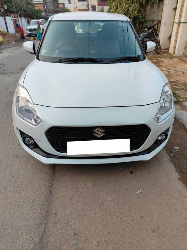 https://images10.gaadi.com/usedcar_image/4417749/original/processed_0ed5ddf794c171ff2a367077a0a31737.jpg?imwidth=6402