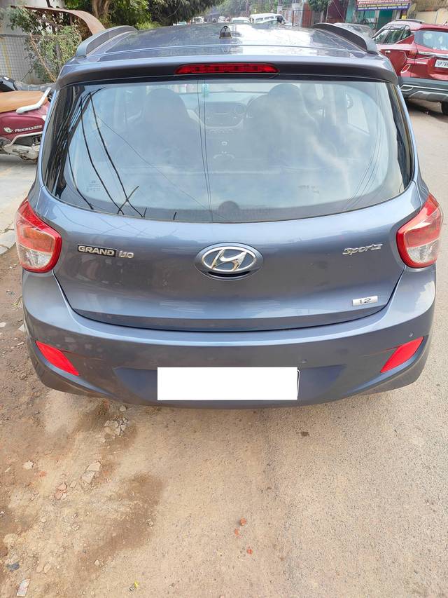 https://images10.gaadi.com/usedcar_image/4417766/original/processed_f7979867ef6f97b540ddf3b67019b75f.jpg?imwidth=6401