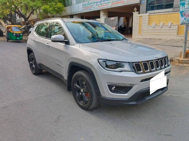 https://images10.gaadi.com/usedcar_image/4417772/original/processed_97fa3ef4522aa72b738d51e7415b35da.jpg?imwidth=6400