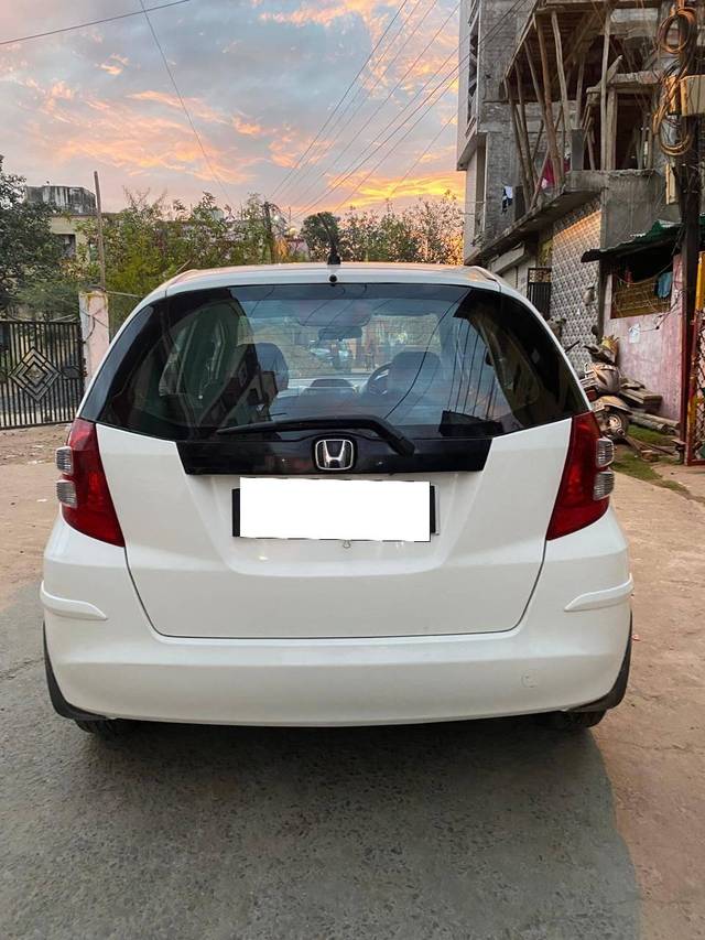 https://images10.gaadi.com/usedcar_image/4417847/original/processed_f1ff307cede129da5e4dd60b5495ada3.jpg?imwidth=6402