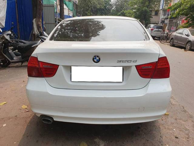 https://images10.gaadi.com/usedcar_image/4418118/original/processed_12f2f128be7c4c9ead1692451f7746c8.jpg?imwidth=6401