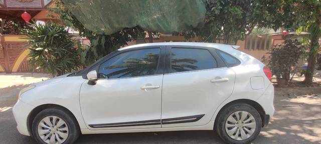 https://images10.gaadi.com/usedcar_image/4418161/original/d40c0b58bfa196f4dbc7b350cda4785d.jpg?imwidth=6401
