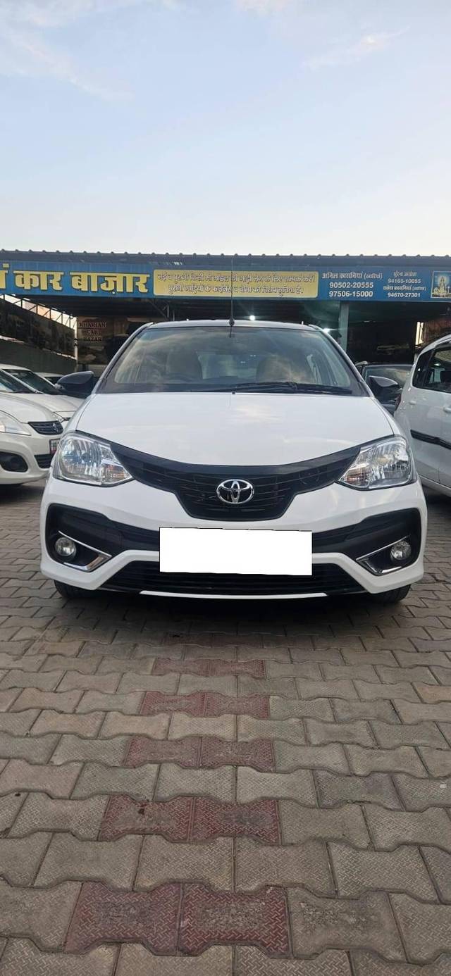 https://images10.gaadi.com/usedcar_image/4418171/original/processed_818ed6a414b8b89cc2a515e39835b873.jpg?imwidth=6400