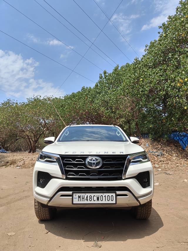 https://images10.gaadi.com/usedcar_image/4418272/original/processed_95adf027f0c3fc4056fa8ecb915ad4bd.jpg?imwidth=6400