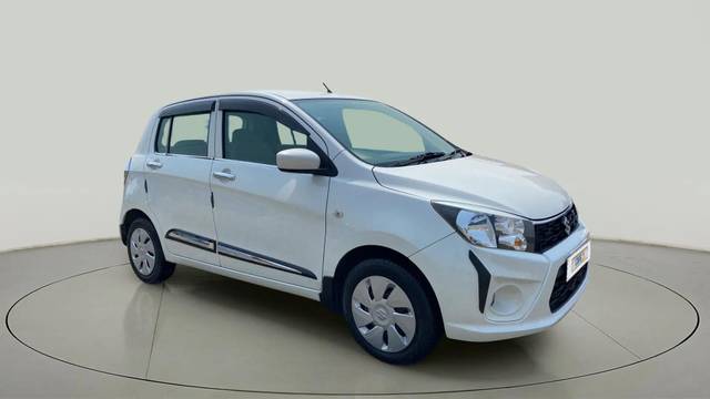 https://images10.gaadi.com/usedcar_image/4418434/original/fbbe81d2f2c883db41781a2d7b7b1b0f.jpg?imwidth=6400