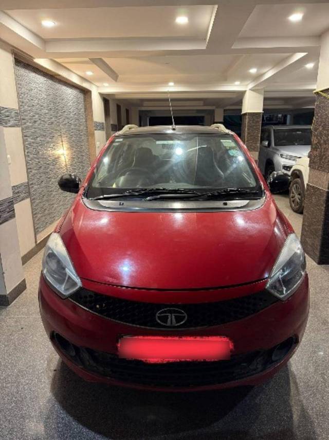 https://images10.gaadi.com/usedcar_image/4418465/original/b0b3451397220cd5d4d097f787c4b75d.jpeg?imwidth=6402