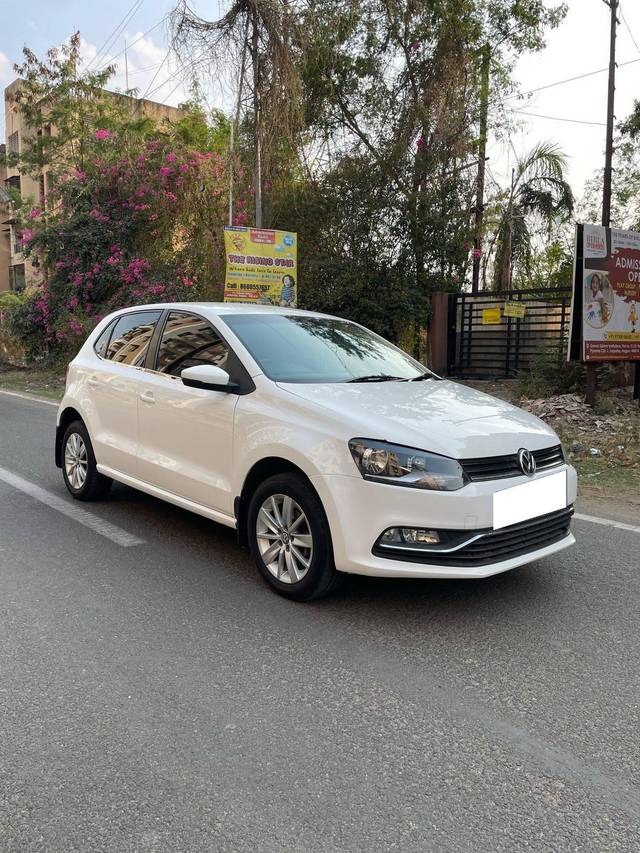 https://images10.gaadi.com/usedcar_image/4418511/original/processed_b5a6de7ae1b03ed773e266c1278a3aa1.jpg?imwidth=6400