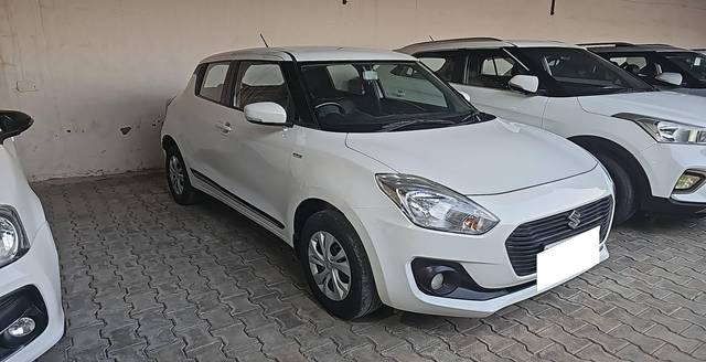 https://images10.gaadi.com/usedcar_image/4418534/original/processed_50e7d36ca5c7827af7df46c9dc5bf219.jpg?imwidth=6400