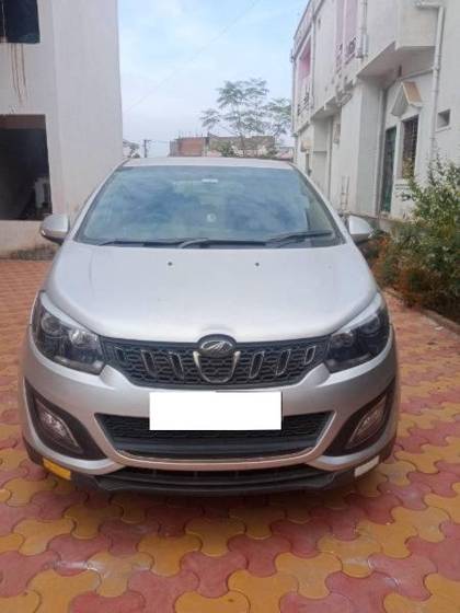 Mahindra Marazzo M6 8Str Mahindra Marazzo M6 8Str