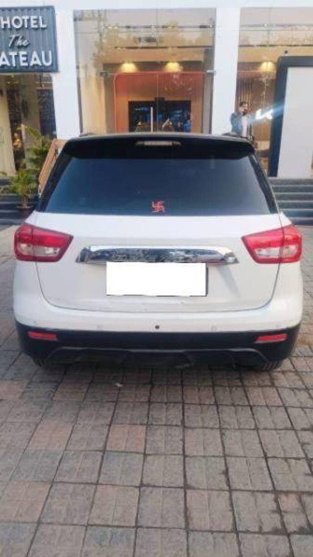 https://images10.gaadi.com/usedcar_image/4419070/original/4f965f8be9b952a2593a27b1fe024eec.jpg?imwidth=6402