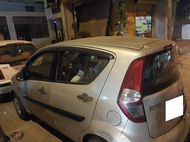https://images10.gaadi.com/usedcar_image/4419120/original/bf5ad72dddb5d23c2e5c33f572978844.jpg?imwidth=6400