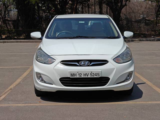 https://images10.gaadi.com/usedcar_image/4419418/original/17d897687af9d3410ae79e89346be2b0.jpg?imwidth=6401