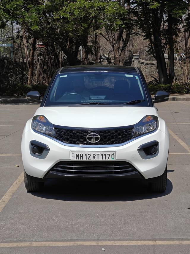 https://images10.gaadi.com/usedcar_image/4419463/original/9b35f399b6daa65d2f1b1ce462931fe6.jpg?imwidth=6401