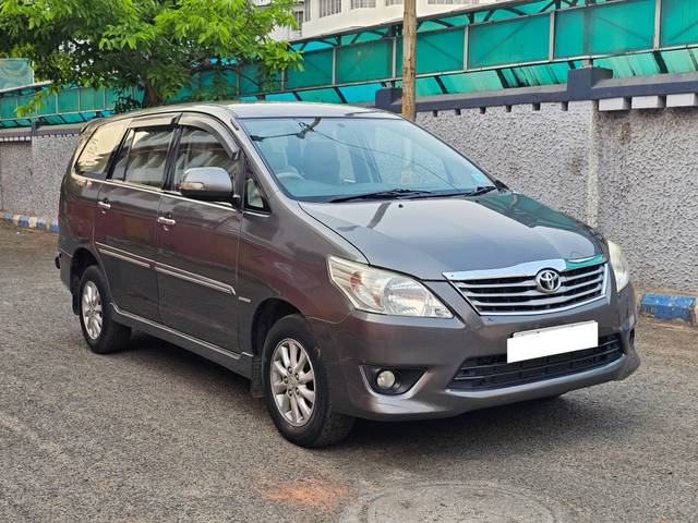 https://images10.gaadi.com/usedcar_image/4419614/original/processed_0ca32c6a011f404ee19bf88149128da1.jpg?imwidth=6400