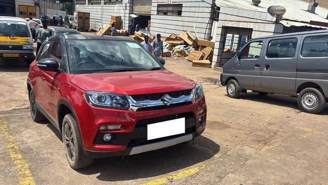 https://images10.gaadi.com/usedcar_image/4419617/original/3adfa8eed66a03209fe517f1c5c7b1d9.jpeg?imwidth=6402