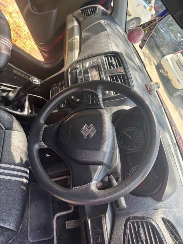 https://images10.gaadi.com/usedcar_image/4419625/original/894613c3ef0c682c0dfe0dc689ff4f2f.jpeg?imwidth=6400