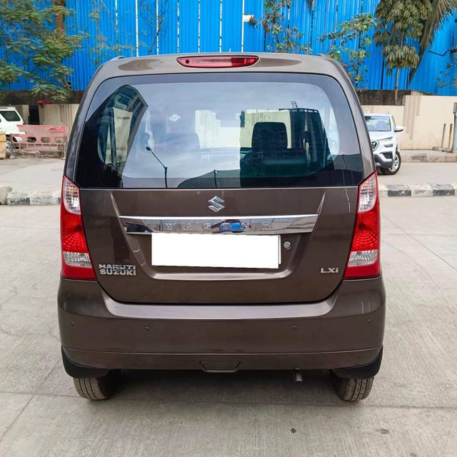 https://images10.gaadi.com/usedcar_image/4419640/original/processed_0c04b7343e581422b09168dc4eb78650.jpg?imwidth=6401