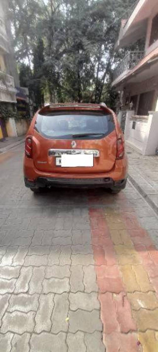 https://images10.gaadi.com/usedcar_image/4419679/original/a91fb5cb64dbb6cf40c518bcba8dfe5f.jpg?imwidth=6401