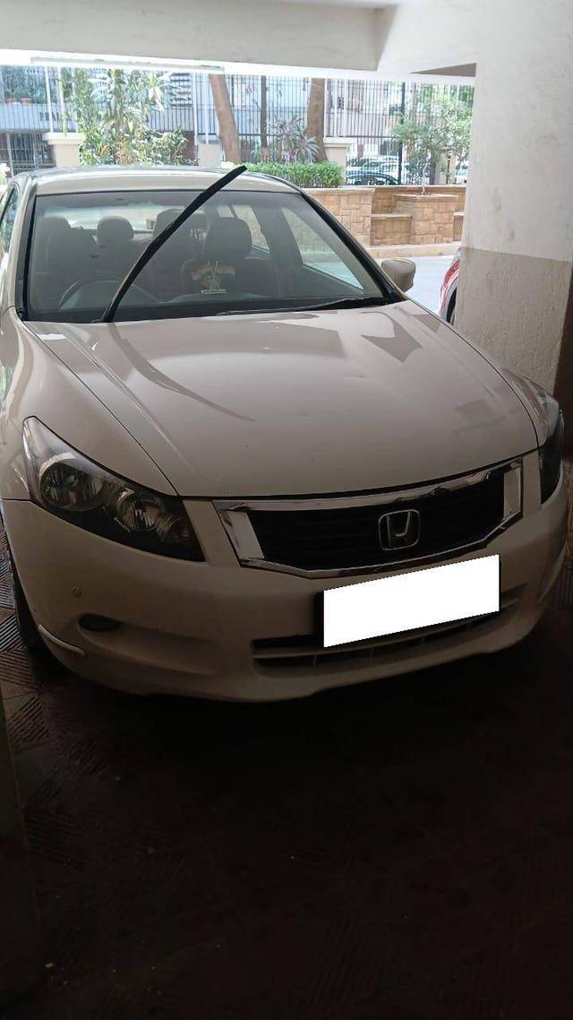 https://images10.gaadi.com/usedcar_image/4419680/original/37db153358feddeb8d0675a6ed9b2677.jpg?imwidth=6400