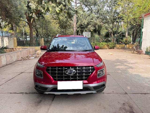 https://images10.gaadi.com/usedcar_image/4419780/original/processed_ffc2370a-6120-4417-8a8a-1dff251de6a6.jpg?imwidth=6400