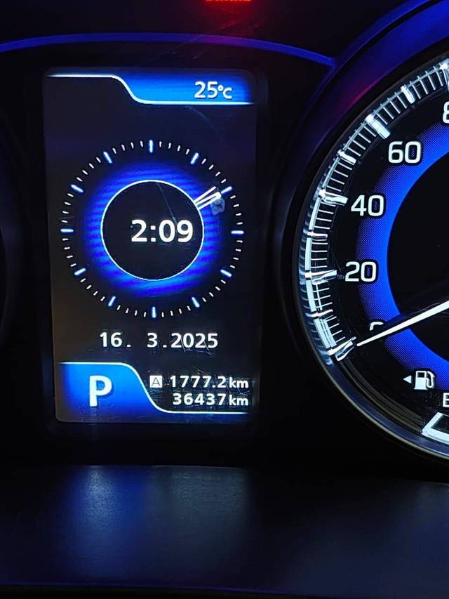 https://images10.gaadi.com/usedcar_image/4419869/original/607a6586b0d5320b826926259ca80eb7.jpg?imwidth=6401