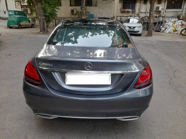 https://images10.gaadi.com/usedcar_image/4420081/original/processed_bdf8ca55b4a49fc00195aace605c40ff.jpeg?imwidth=6401