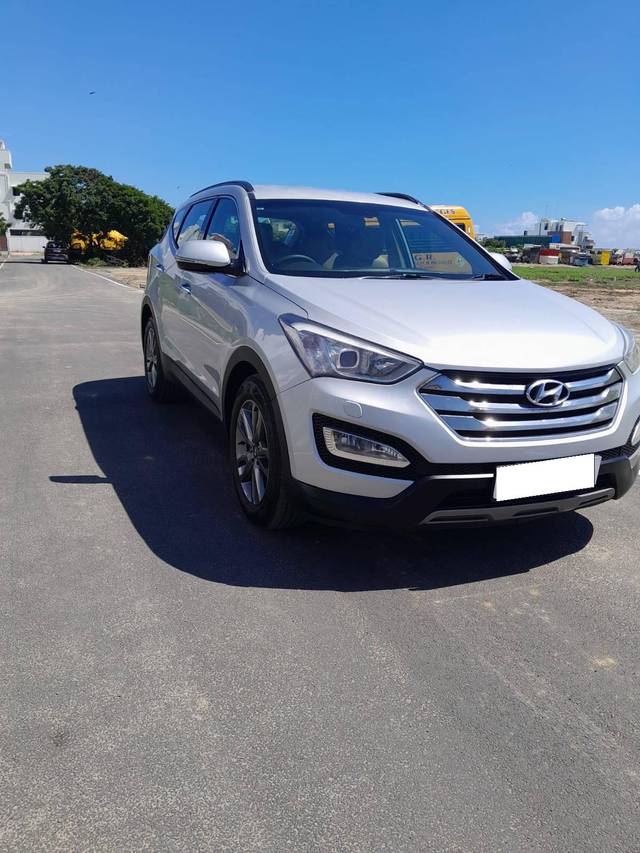 https://images10.gaadi.com/usedcar_image/4420212/original/processed_dd805f8343adc80d08e43ae47a63deb2.jpg?imwidth=6400