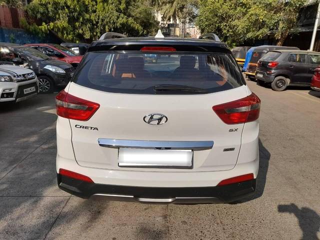 https://images10.gaadi.com/usedcar_image/4420240/original/processed_084e3d93cc301a8edc39dec0ad3ee72e.jpeg?imwidth=6402