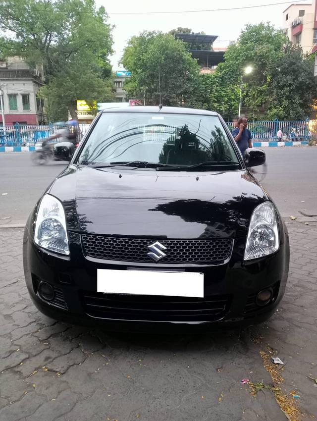 https://images10.gaadi.com/usedcar_image/4420304/original/processed_d4918adf9b5de5fe10e0d8fc68927c5f.jpg?imwidth=6401