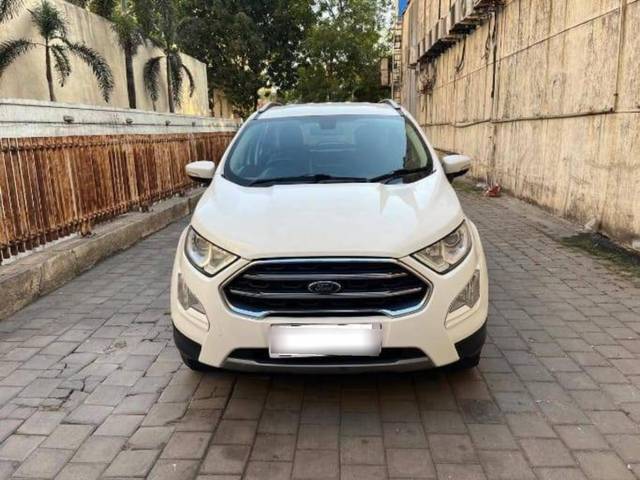 https://images10.gaadi.com/usedcar_image/4420371/original/processed_1d73f5ec51db30c408db6798353efb20.jpeg?imwidth=6402